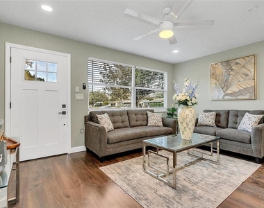 10420 Groton Street - Photo Thumbnail 2