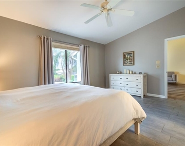 600 Carriage House Lane - Photo Thumbnail 10