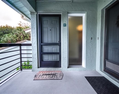 600 Carriage House Lane - Photo Thumbnail 1