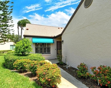 6041 Clubside Drive - Photo Thumbnail 4