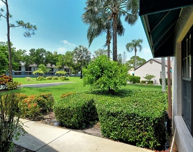 6041 Clubside Drive - Photo Thumbnail 5