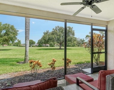 6041 Clubside Drive - Photo Thumbnail 14
