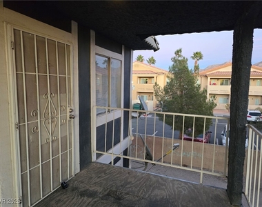 1724 Breckenwood Court - Photo Thumbnail 18