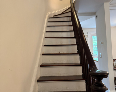 343 Waverly Avenue - Photo Thumbnail 9
