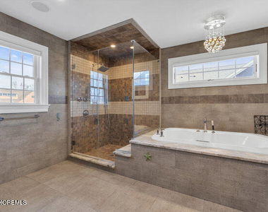 308 Pennsylvania Avenue - Photo Thumbnail 24