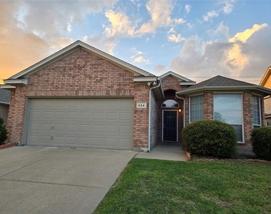 624 Caravan Drive - Photo Thumbnail 7