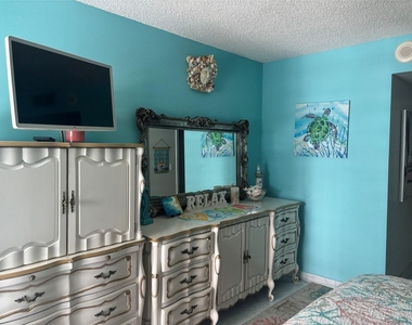 1370 S Ocean Boulevard - Photo Thumbnail 9