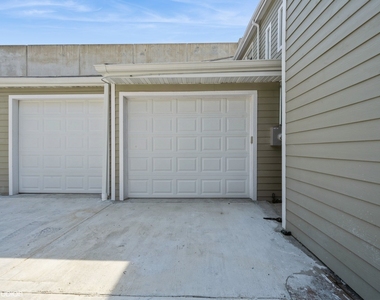 5026 W Madison Street - Photo Thumbnail 22