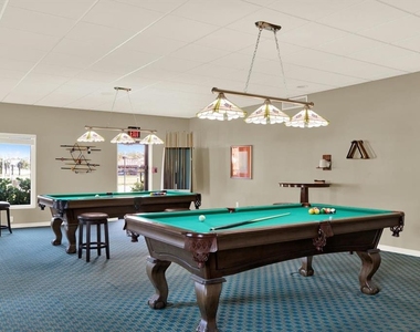 4900 Brittany Drive S - Photo Thumbnail 19