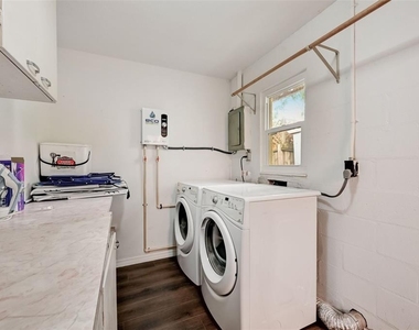 618 S Osprey Avenue - Photo Thumbnail 23