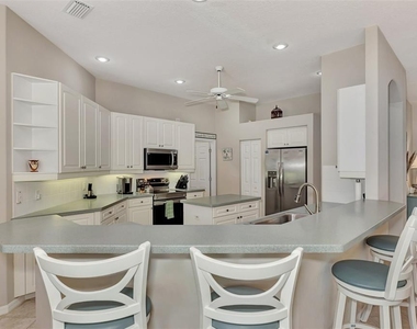 383 Cedarbrook Court - Photo Thumbnail 20