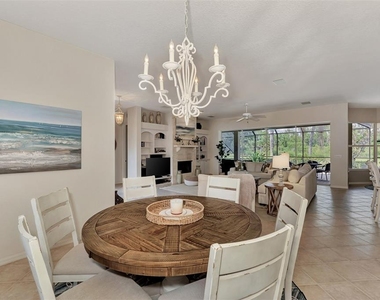 383 Cedarbrook Court - Photo Thumbnail 17