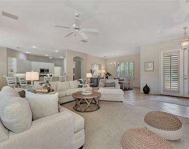 383 Cedarbrook Court - Photo Thumbnail 13