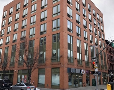 2132 2nd Avenue - Photo Thumbnail 18