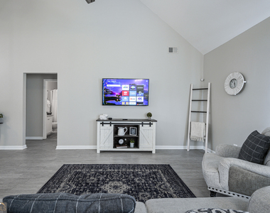 11 Cobblestone Drive Nw - Photo Thumbnail 9