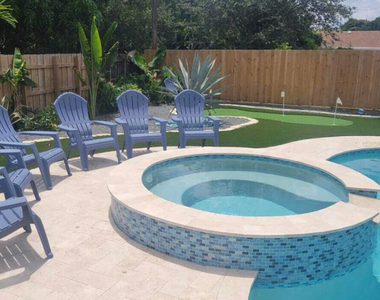 270 Nw 36th Street - Photo Thumbnail 13