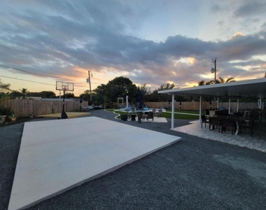 270 Nw 36th Street - Photo Thumbnail 41