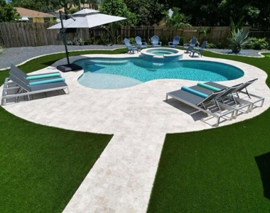 270 Nw 36th Street - Photo Thumbnail 8