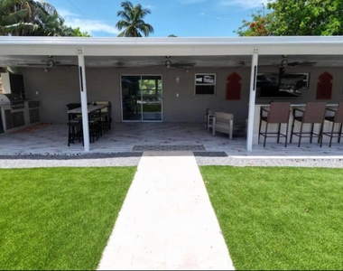270 Nw 36th Street - Photo Thumbnail 29