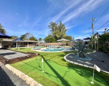 270 Nw 36th Street - Photo Thumbnail 35