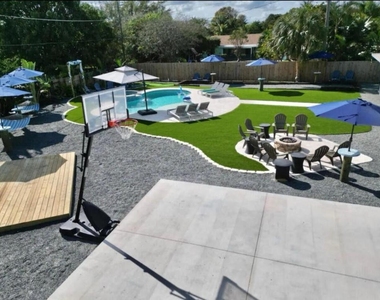 270 Nw 36th Street - Photo Thumbnail 38