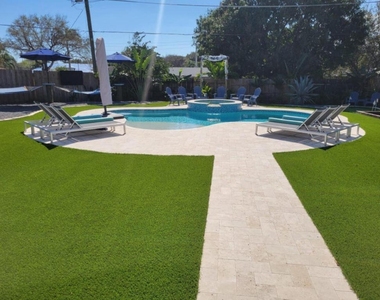 270 Nw 36th Street - Photo Thumbnail 19