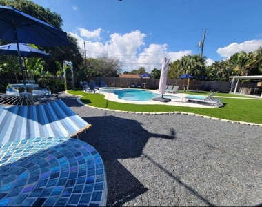 270 Nw 36th Street - Photo Thumbnail 48