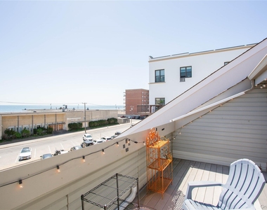 521 W Broadway - Photo Thumbnail 24