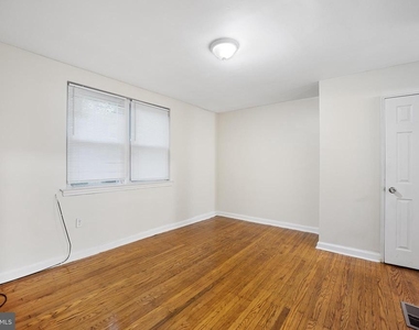 5324 N Marvine Street - Photo Thumbnail 6