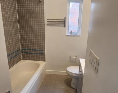 459 M Street Nw - Photo Thumbnail 9
