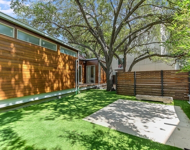 2109 Nickerson St - Photo Thumbnail 18