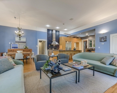 2109 Nickerson St - Photo Thumbnail 2