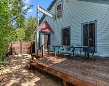 2109 Nickerson St - Photo Thumbnail 17