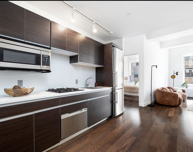 116 John Street - Photo Thumbnail 2