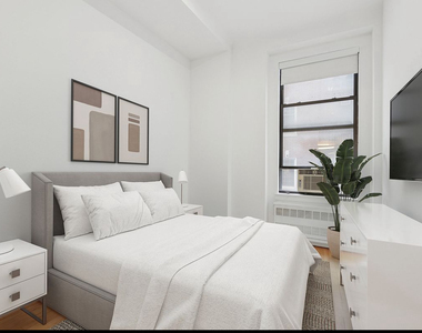135 William Street - Photo Thumbnail 2