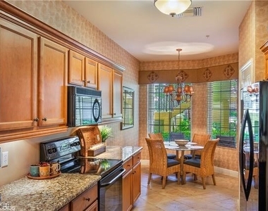 12015 Matera Lane - Photo Thumbnail 6