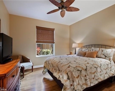 12015 Matera Lane - Photo Thumbnail 11