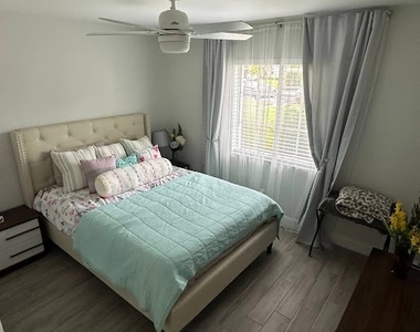 7756 Jewel Lane - Photo Thumbnail 23