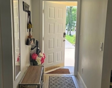 7756 Jewel Lane - Photo Thumbnail 2