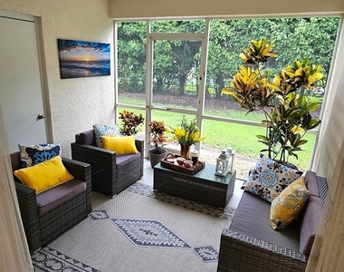 7756 Jewel Lane - Photo Thumbnail 9