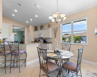 6840 Ascot Drive - Photo Thumbnail 7