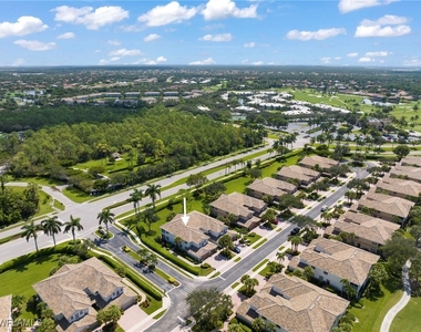 6840 Ascot Drive - Photo Thumbnail 3