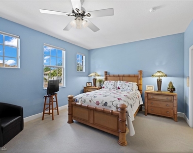 6840 Ascot Drive - Photo Thumbnail 19