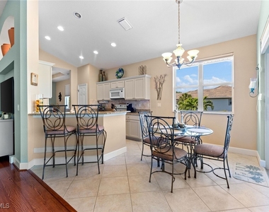 6840 Ascot Drive - Photo Thumbnail 6