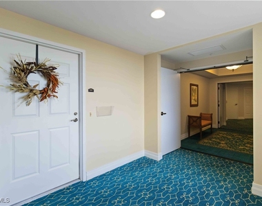 1001 Arbor Lake Drive - Photo Thumbnail 26