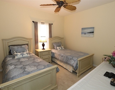 3250 Cypress Glen Way - Photo Thumbnail 15