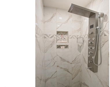 3250 Cypress Glen Way - Photo Thumbnail 14