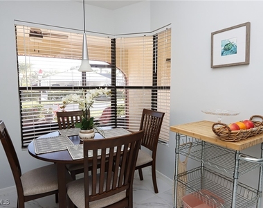 10805 Queen Anne Lane - Photo Thumbnail 9