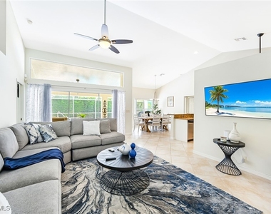 589 Lambton Lane - Photo Thumbnail 2
