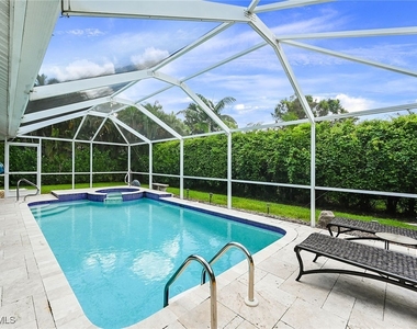 589 Lambton Lane - Photo Thumbnail 20